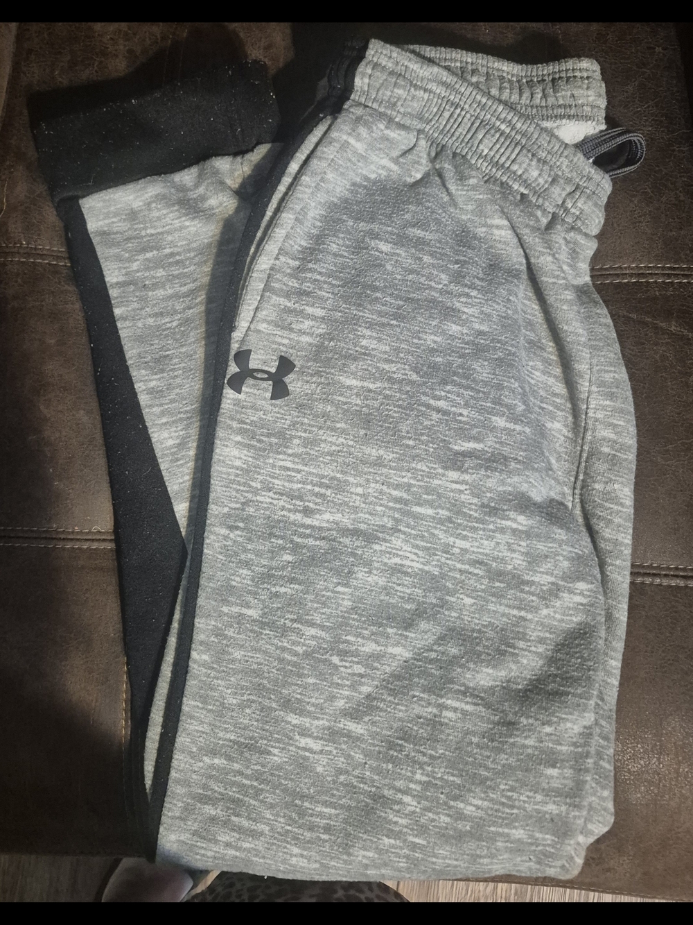 Under Armour Mens Heather Gray & Black Joggers